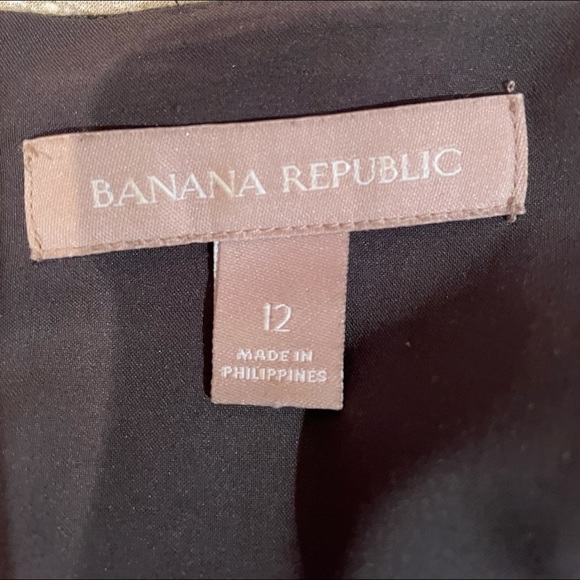 Host Pick!!! Banana Republic Dress Gray with Black Lace Overlay Size 12 - Picture 3 of 6